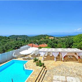 5 bedroom villa with pool & seaview, Perithia, sleeps 10